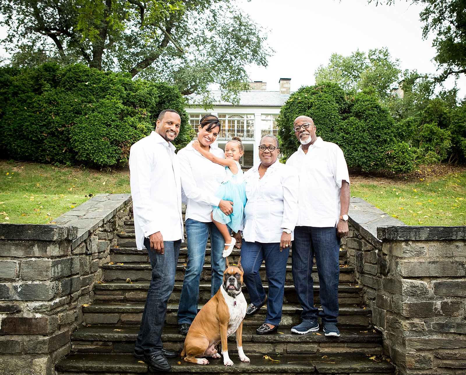 VA family portraits with Damien Carter Photography
